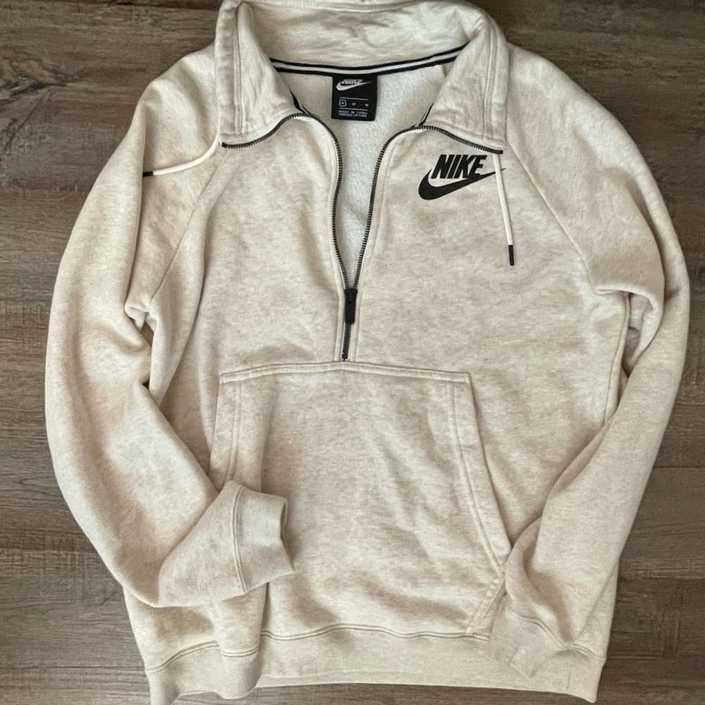 Nike Beige Pullover